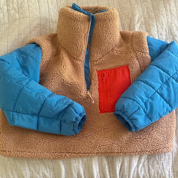 FP Movement by Free People Tan Fleece Pullover with Blue Sleeves and Red Pocket - Picture 1 of 7